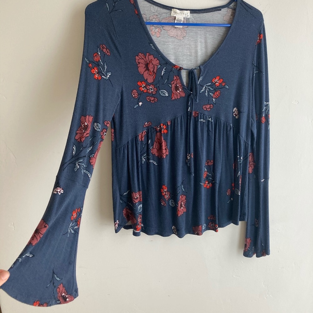 Long sleeve Floral top with ties